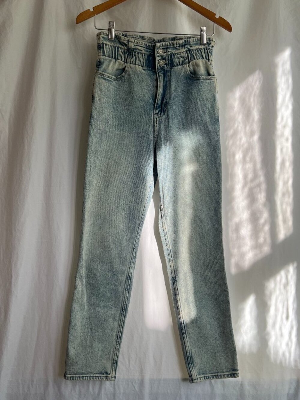 Hollister Ultra High Rise Mom Jeans XS Light Wash Stretch Denim